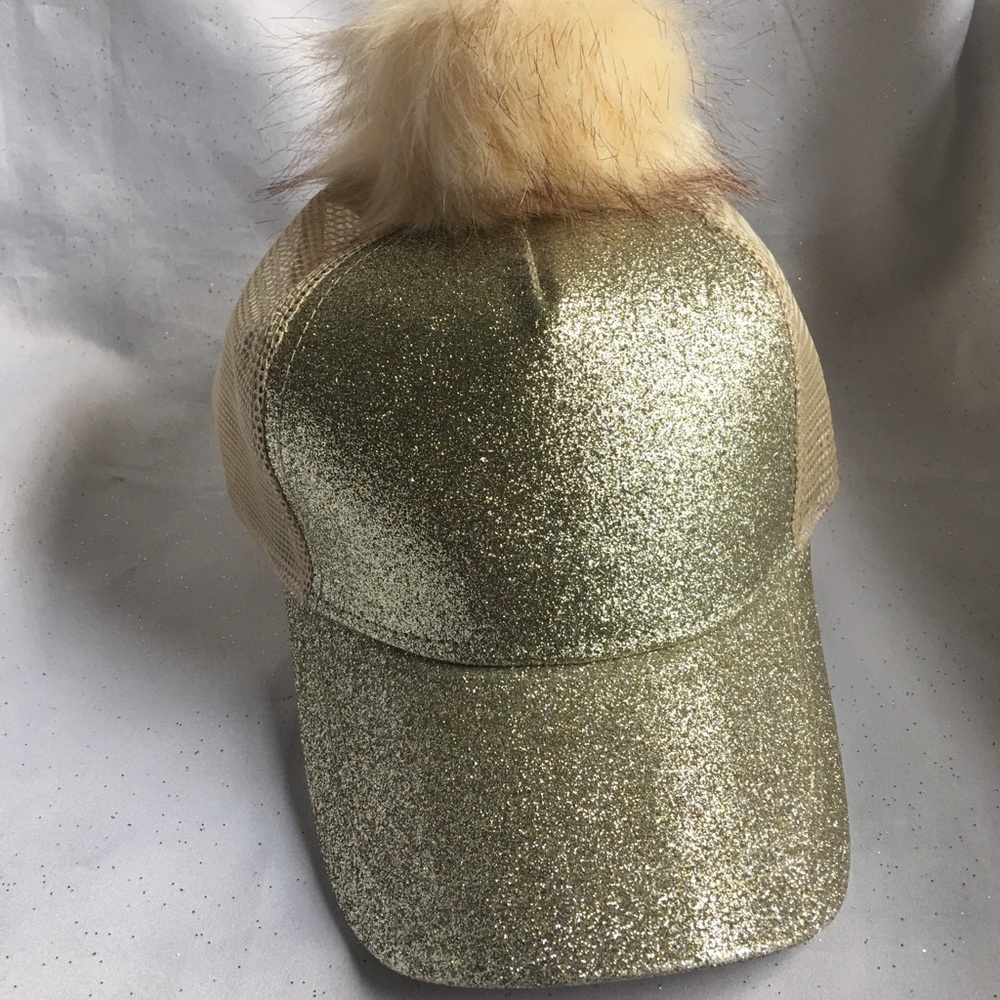 American Jewel Girls Golden Glitter Cap